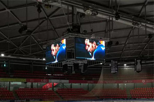 XMOZU | LED吊斗屏亮相法国冰球赛场